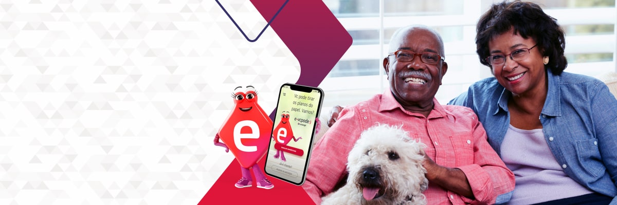 Banner com a Elo segurando um celular no centro da imagem. No lado direito está um casal de idosos sorrindo. Ele segura um cachorro branco no colo.